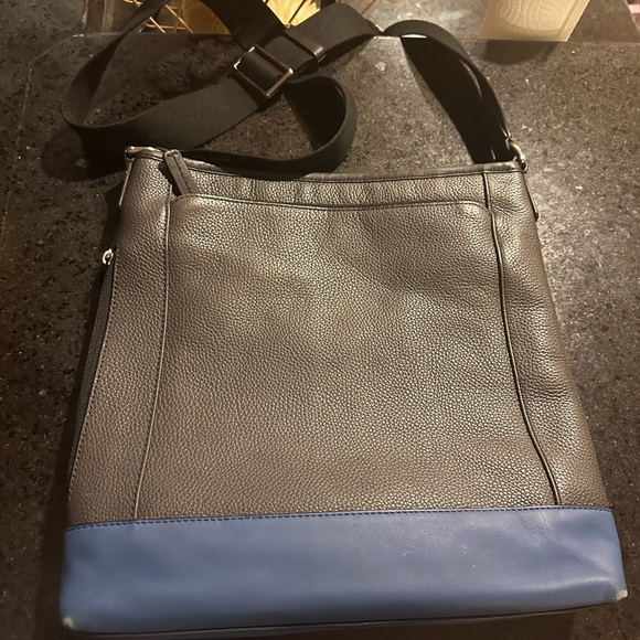 COACH CAMDEN LEATHER TECH CROSSBODY (F70920) - Picture 3 of 6